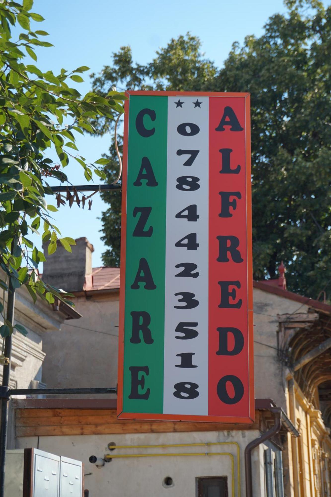 Cazare Alfredo كرايوفا المظهر الخارجي الصورة